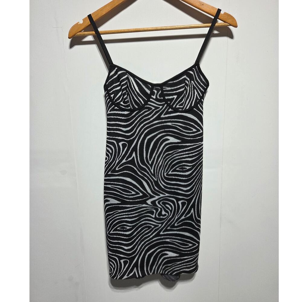 Zara Jacquard Collection Black & White Zebra Print Bodycon Mini Dress Size Small